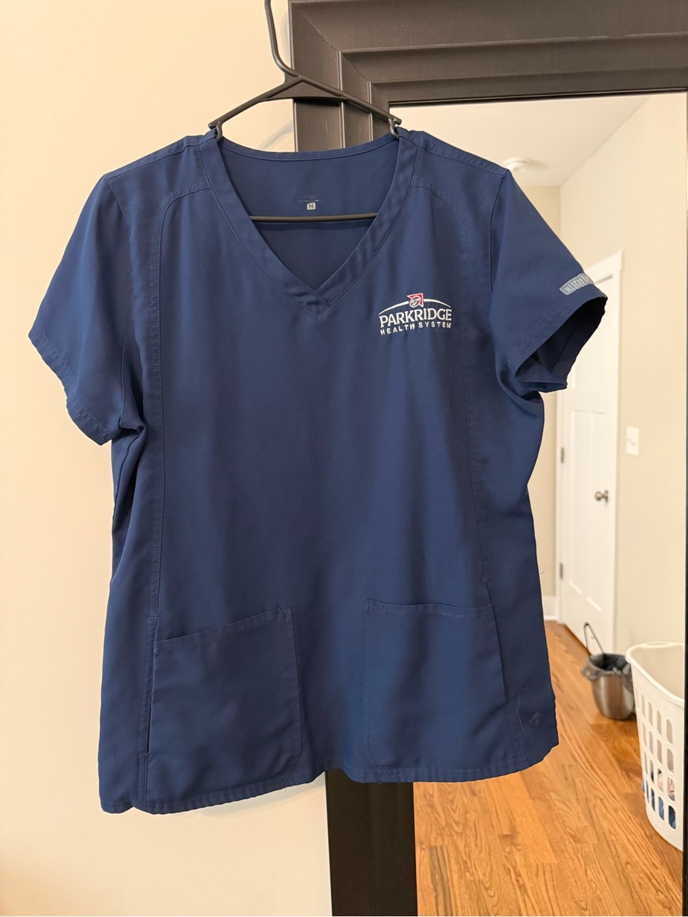 WonderWink Navy V-Neck Medical Scrub Top with Logo